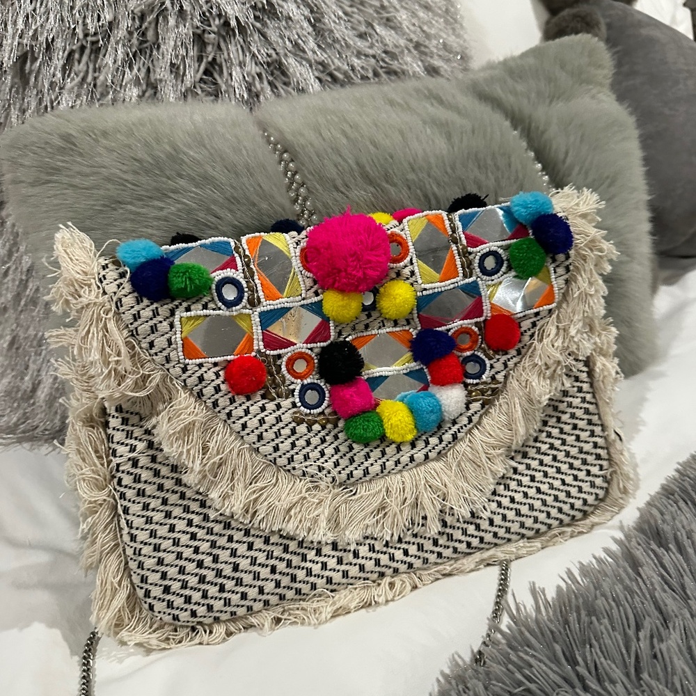 Sam Edelman Circus Jaiden Clutch with metal strap NWOT